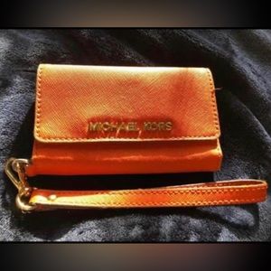 Michael Kors cellphone wallet!